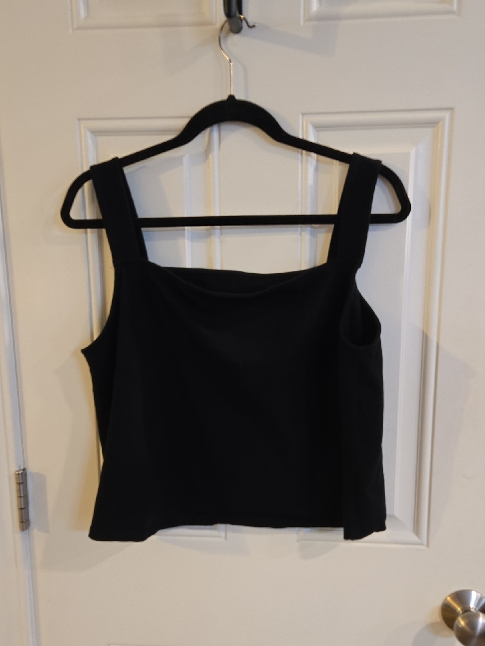 torrid Black Square Neck Crop Tank with Wide Straps